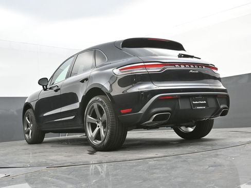 New 2025 Porsche Macan image 32