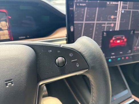 Used 2024 Tesla Model X AWD/4WD image 29