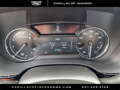 New 2025 Cadillac XT5 Luxury image 5