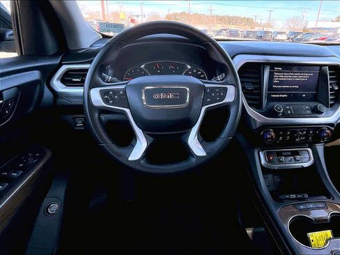 Used 2023 GMC Acadia SLE w/ Driver Convenience Package image 17