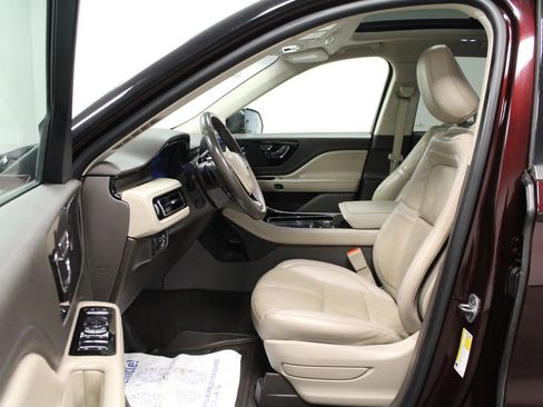 Used 2022 Lincoln Aviator Reserve w/ Equipment Group 201A image 12