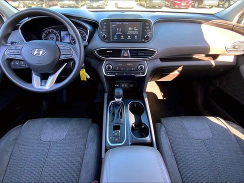 Used 2020 Hyundai Santa Fe SE image 14