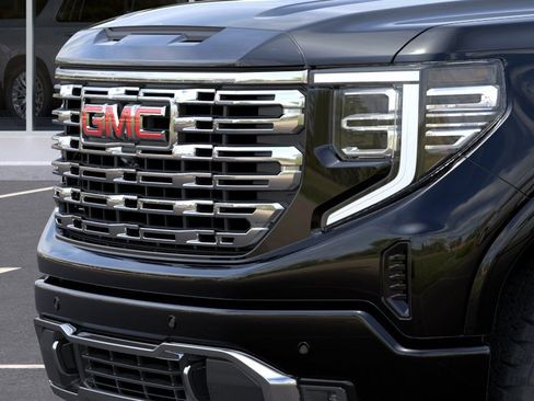 New 2026 GMC Sierra 1500 Denali w/ Technology Package AWD/4WD image 13