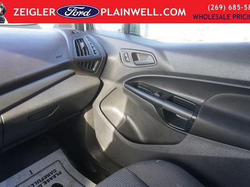 Used 2016 Ford Transit Connect XL image 34