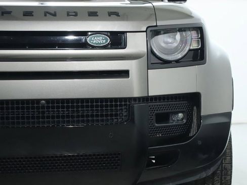 Used 2024 Land Rover Defender 110 X-Dynamic SE image 45