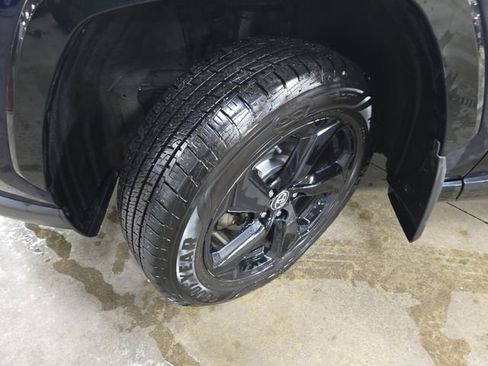 Used 2019 Toyota RAV4 XSE image 33