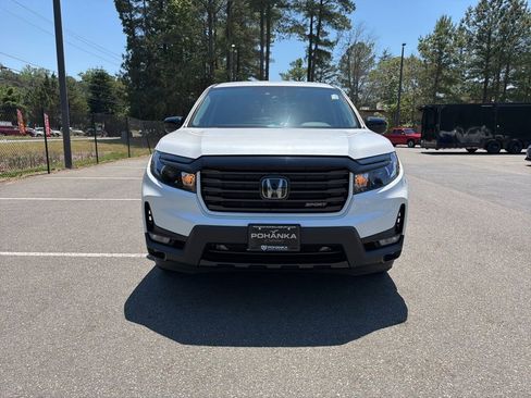 Certified 2023 Honda Ridgeline Sport image 3