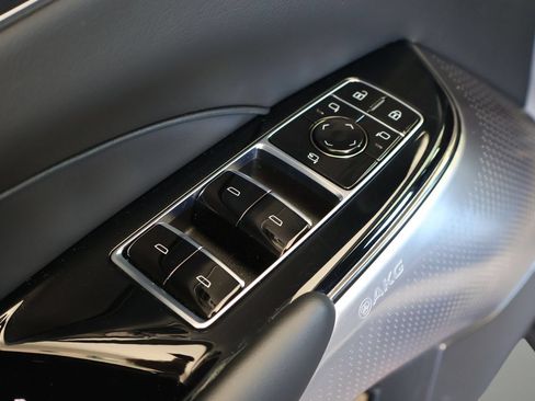 Certified 2023 Cadillac Lyriq 2WD image 10