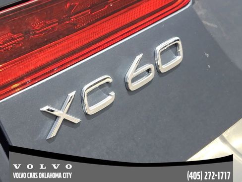 Used 2026 Volvo XC60 B5 Plus w/ Protection Package Premier image 10