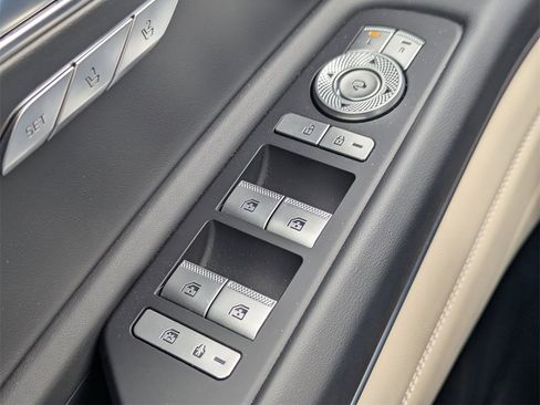 Used 2023 Genesis GV80 2.5T w/ Prestige Package image 23