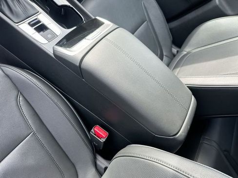 Used 2025 Hyundai Santa Cruz Limited image 26