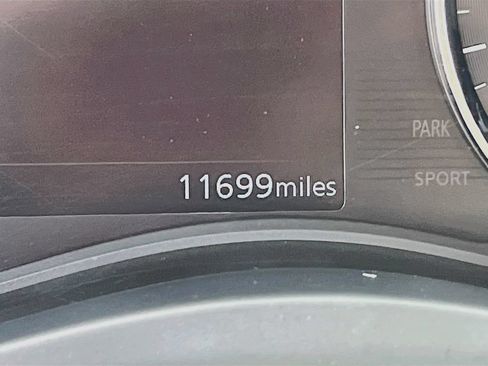 Used 2024 Nissan Kicks SR w/ SR Premium Package FWD image 12