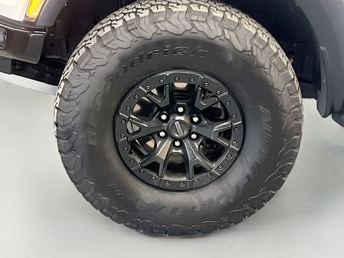 Used 2023 Ford F150 Raptor w/ Equipment Group 802A Raptor R AWD/4WD image 32