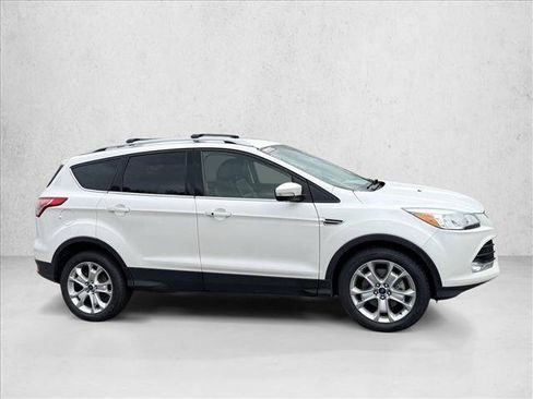 Used 2014 Ford Escape Titanium AWD/4WD image 4