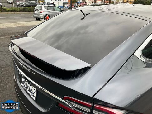 Used 2018 Tesla Model X 100D image 92