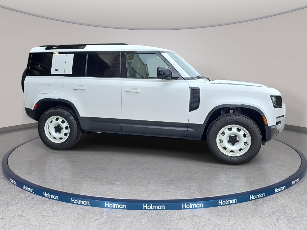 Used 2024 Land Rover Defender 110 S AWD/4WD image 5