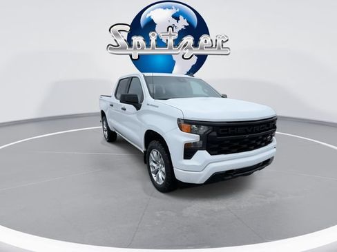 Used 2022 Chevrolet Silverado 1500 Custom AWD/4WD image 2