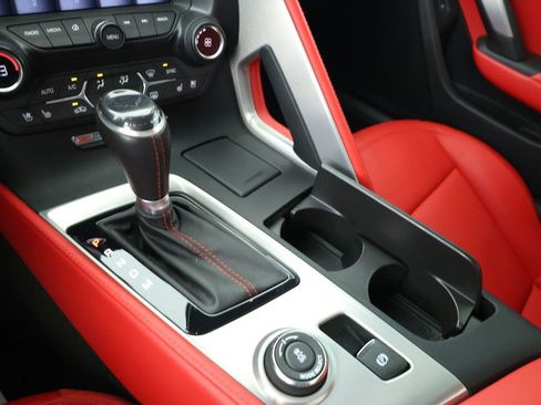 Used 2016 Chevrolet Corvette Z06 w/ 3LZ Preferred Equipment Group image 16