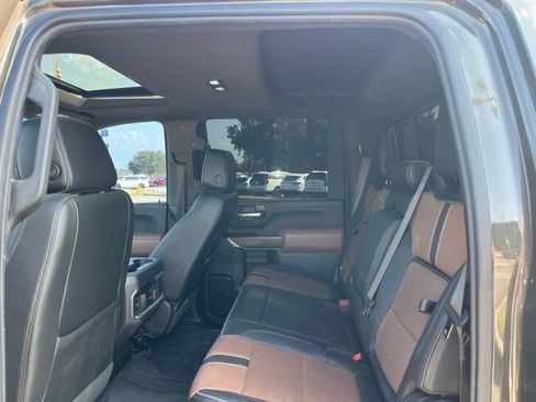 Used 2022 Chevrolet Silverado 2500 High Country w/ Safety Package II AWD/4WD image 34