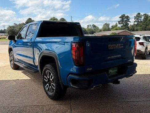 Used 2022 GMC Sierra 1500 AT4 w/ AT4 Preferred Package AWD/4WD image 6