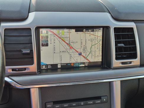 Used 2012 Lincoln MKZ FWD image 25
