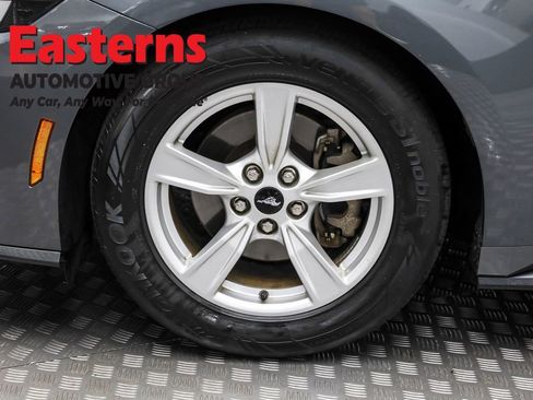 Used 2024 Ford Mustang Coupe image 29