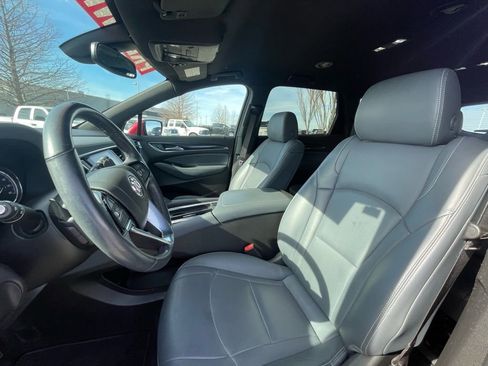 Used 2023 Buick Enclave Essence image 21