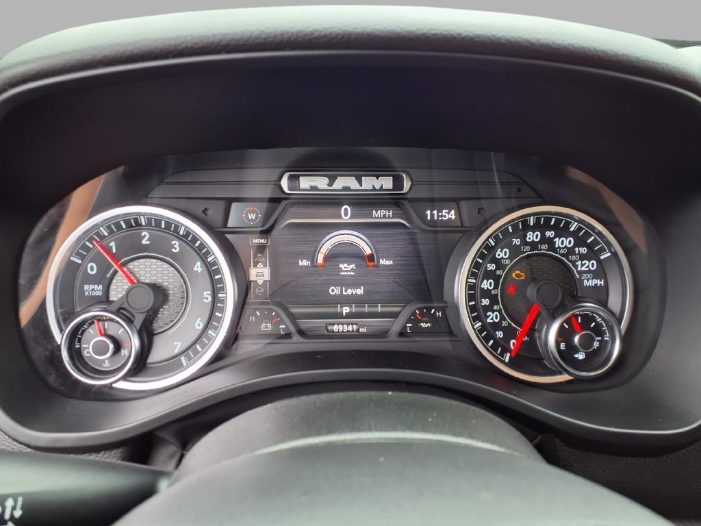 Used 2025 RAM 1500 Big Horn AWD/4WD image 16