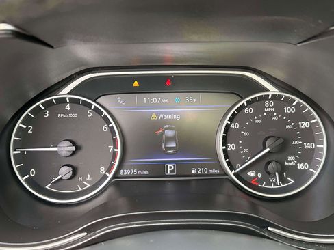 Used 2017 Nissan Maxima Platinum image 26