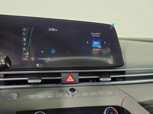 New 2025 Hyundai Elantra SEL image 15