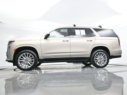 Certified 2024 Cadillac Escalade Premium Luxury image 57