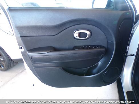 Used 2014 Kia Soul + w/ Eco Package FWD image 13