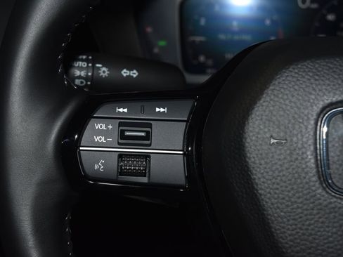 Used 2026 Honda CR-V EX-L image 9