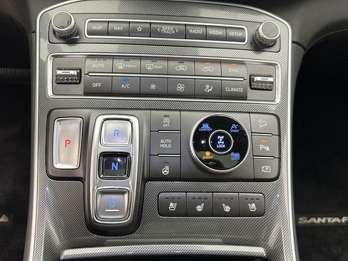 Used 2023 Hyundai Santa Fe Limited AWD/4WD image 19