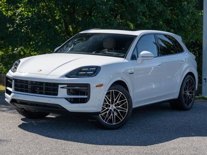 Certified 2025 Porsche Cayenne E-Hybrid w/ Premium Package Plus