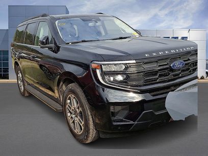 Used 2025 Ford Expedition Active