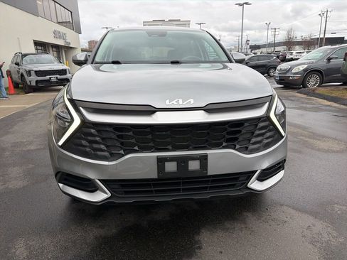 Certified 2023 Kia Sportage LX image 3