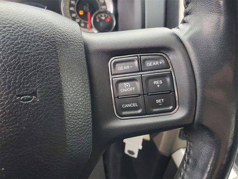 Used 2016 RAM 1500 Big Horn image 13