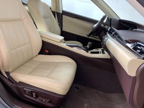 Used 2017 Lexus ES 350 image 43