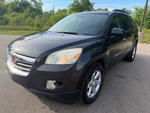 Used 2007 Saturn Outlook XE w/ Advanced Audio Pkg FWD image 1