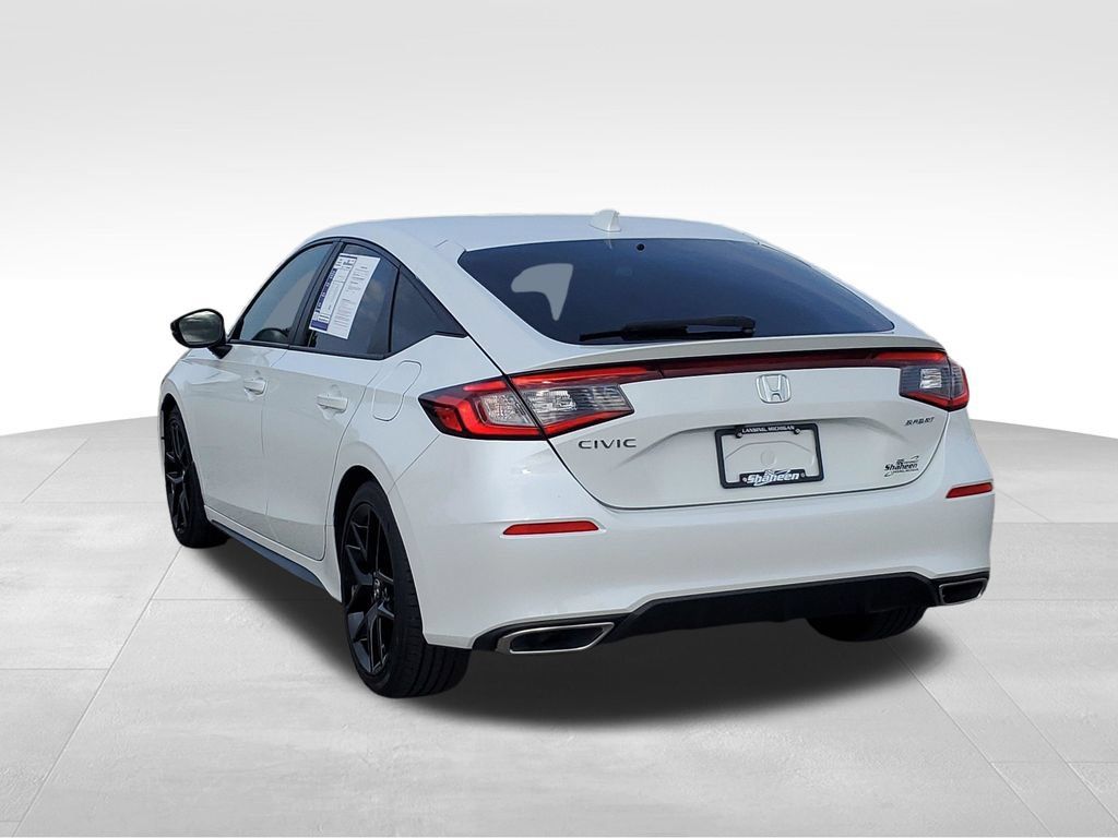 Used 2024 Honda Civic Sport Touring image 4