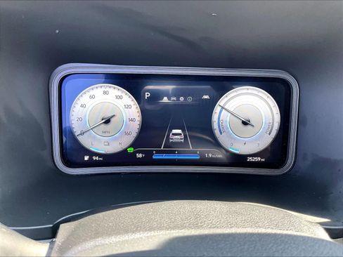 Used 2023 Hyundai Kona SE w/ Cargo Package image 24