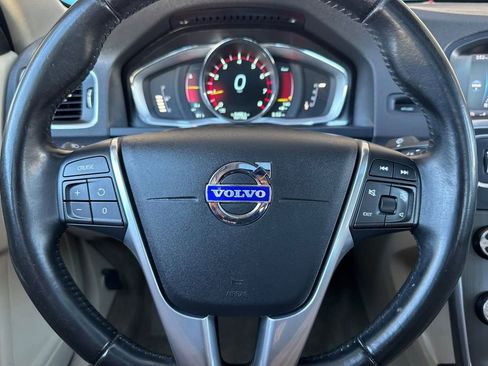 Used 2015 Volvo S60 T5 Premier Plus image 21