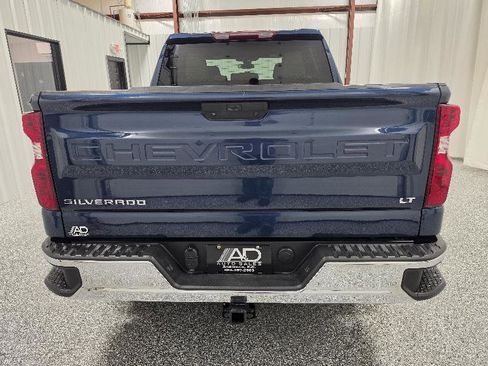 Used 2021 Chevrolet Silverado 1500 LT w/ Safety Package II AWD/4WD image 8