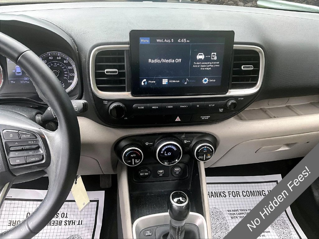 Used 2021 Hyundai Venue SEL FWD image 6
