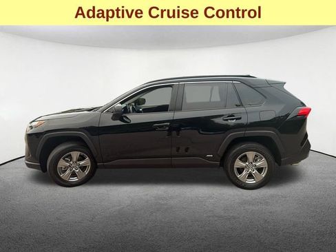 Certified 2025 Toyota RAV4 LE AWD/4WD image 7