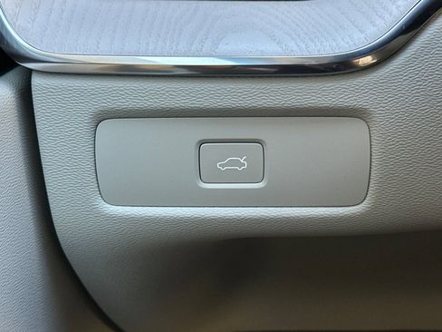 New 2026 Volvo XC60 B5 Ultra w/ Climate Package PRO AWD/4WD image 32
