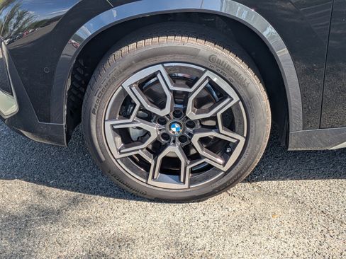 Used 2025 BMW X1 xDrive28i w/ Convenience Package AWD/4WD image 3