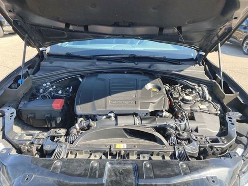 Used 2024 Jaguar F-PACE R-Dynamic S image 31