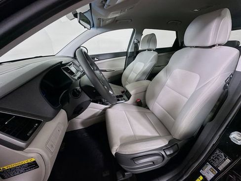 Used 2018 Hyundai Tucson SE AWD/4WD image 26